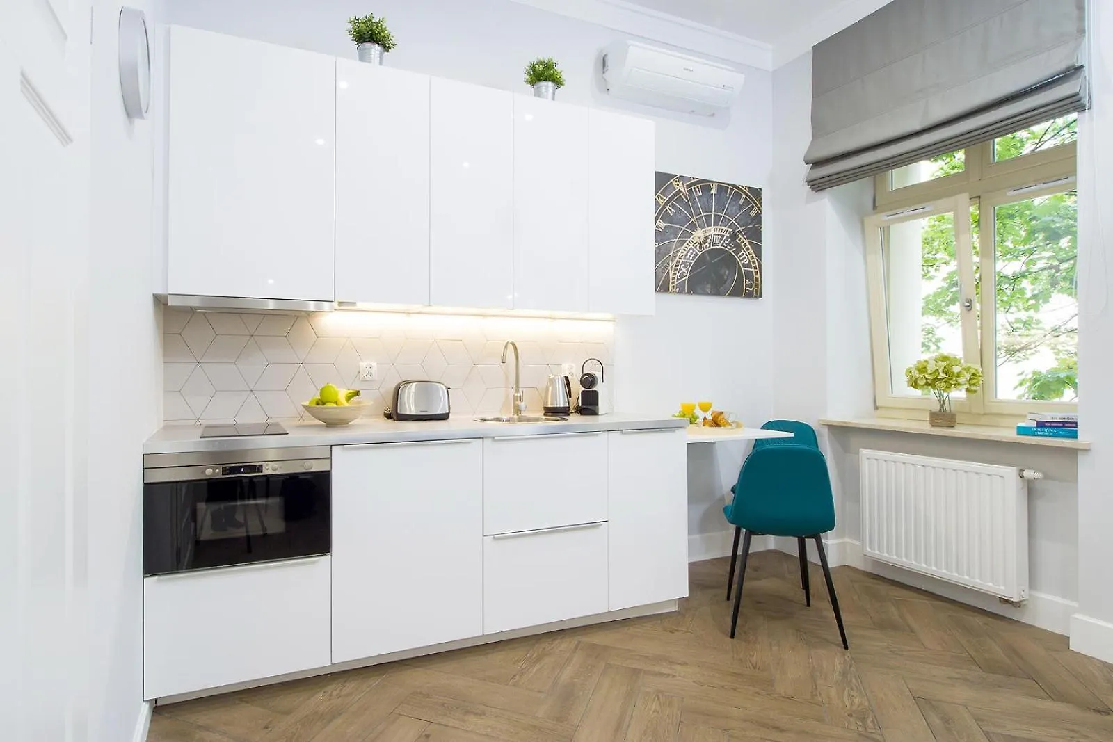 Bed and Breakfast Novumhouse - Main Railway Station Cracovia 2*,  Polonia