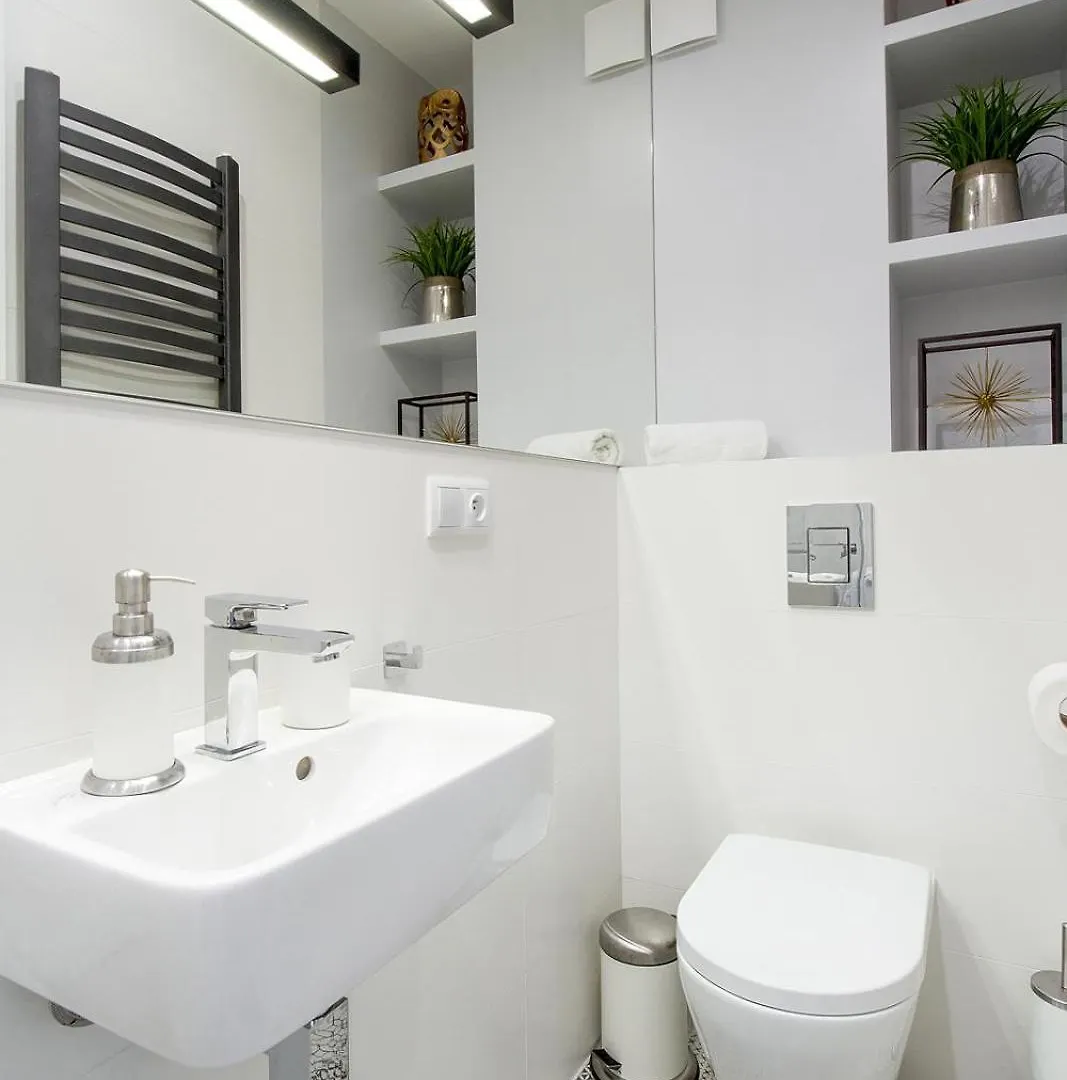 Bed and Breakfast Novumhouse - Main Railway Station Cracovia